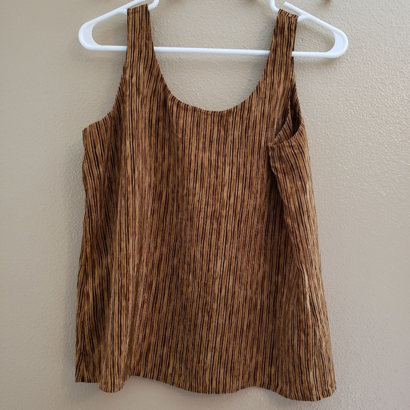 Ellen Tracy Tops - Silk sleeveless women's blouse